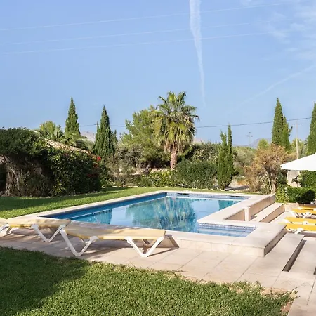 Villa Tomas *
